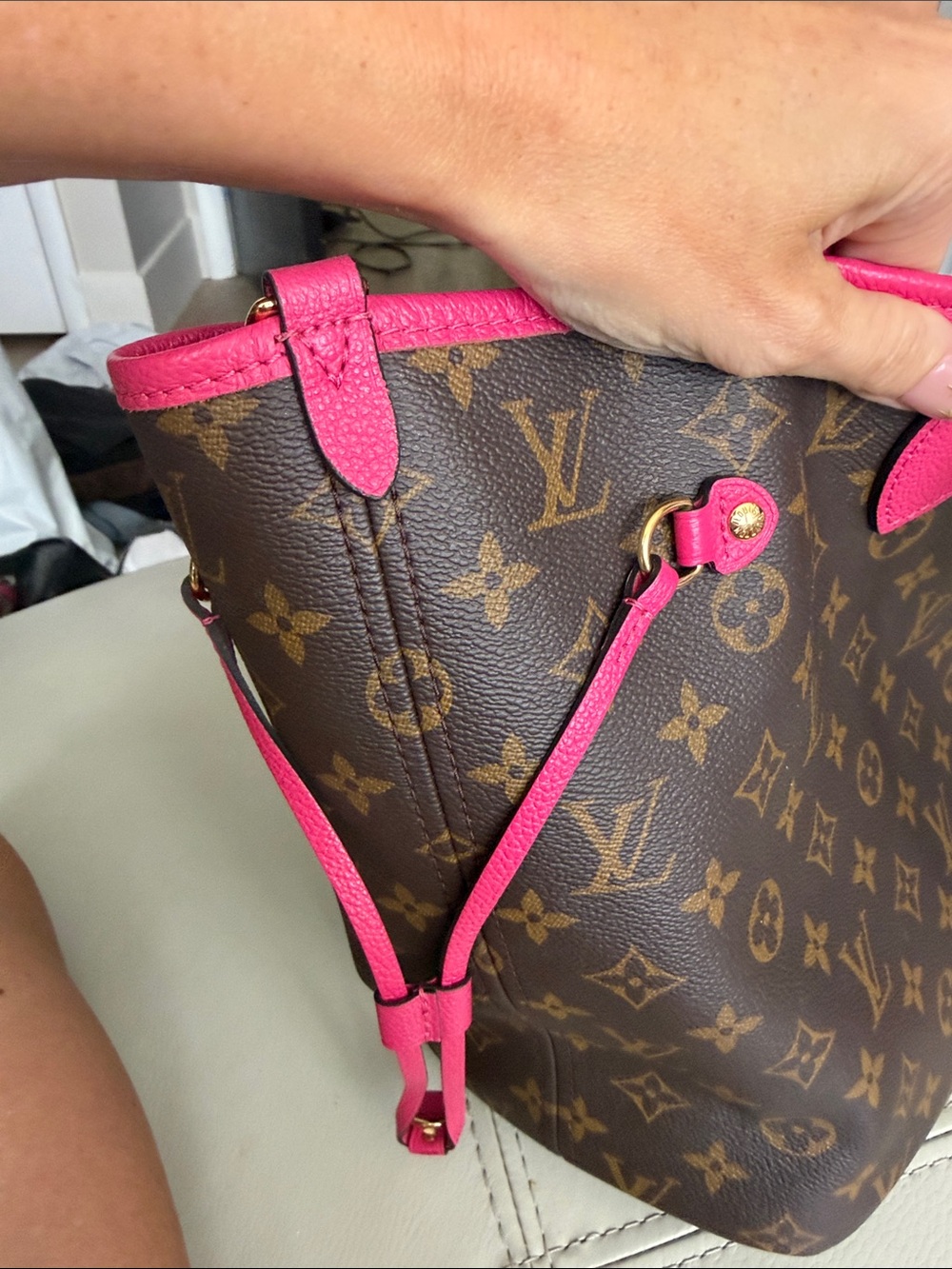 Louis Vuitton Monogram Canvas Tote with Hot Pink Trim - Picture 12 of 12
